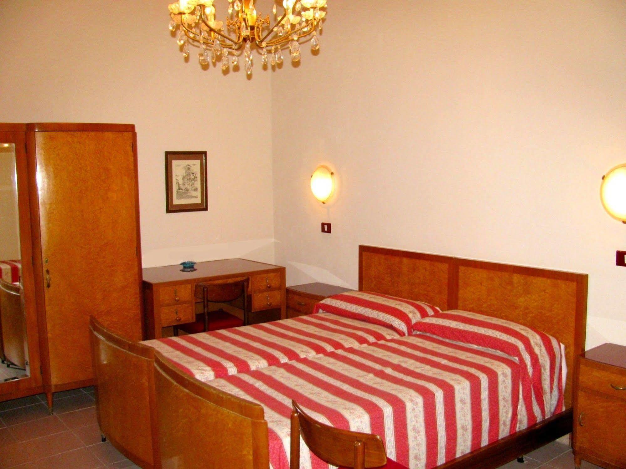 Bed & Breakfast Le Palme Agrigento Esterno foto